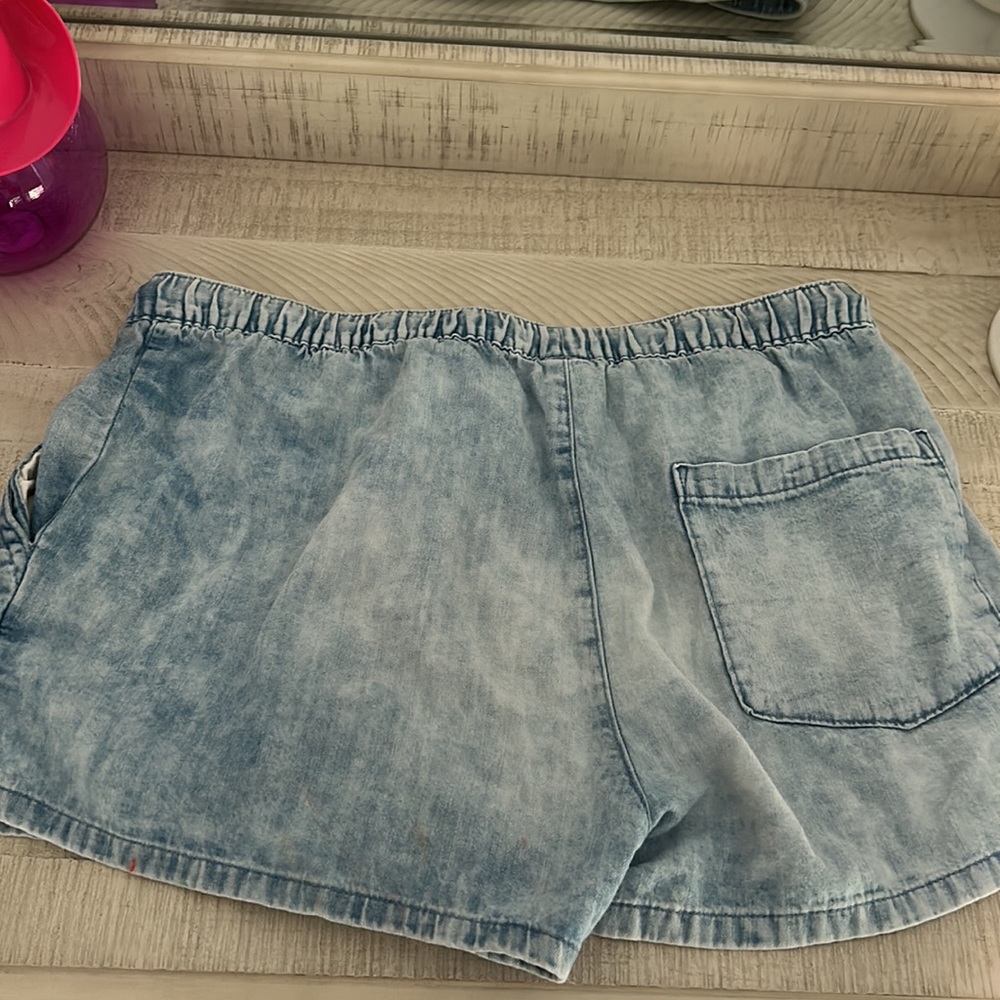 Aerie distressed jogger jean shorts - Picture 1 of 2